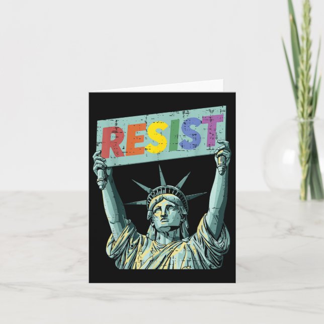 Cartão Resistência à Estátua Arco-Íris Liberdade Protesto (Frente)