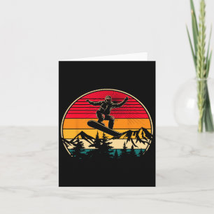 Cartão Retro Snowboarder Sunset Design de inverno Neve Es