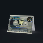 Cartão Retro T5 Audiotape 50.o aniversário do nome reto-v<br><div class="desc">Antiga fita de áudio transparente (cassete de áudio - modelo n°5) para personalizar com seu nome e data. 50 é personalizável em uma pequena etiqueta preta. Design on recto verso cumprimentando cartão de aniversário. Você pode facilmente alterar o texto (fonte, cor, tamanho e posição) clicando no botão personalizar. Correspondente ao...</div>