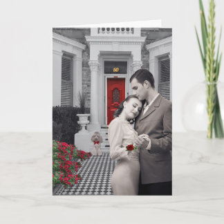 Cartão Romantic Embrace Anniversary Greeting Card