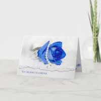 rosa azul e pérolas em branco
