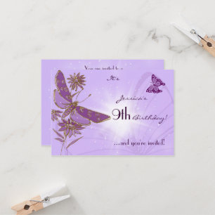 Cartão roxo do convite do aniversário RSVP da