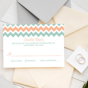 Cartão RSVP A Coleção de Casamento Chevron Moderno Pêssego e H