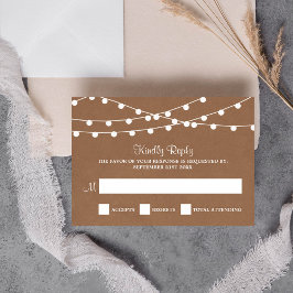 Cartão RSVP A Coleção de Casamentos Rustic Kraft String Lights