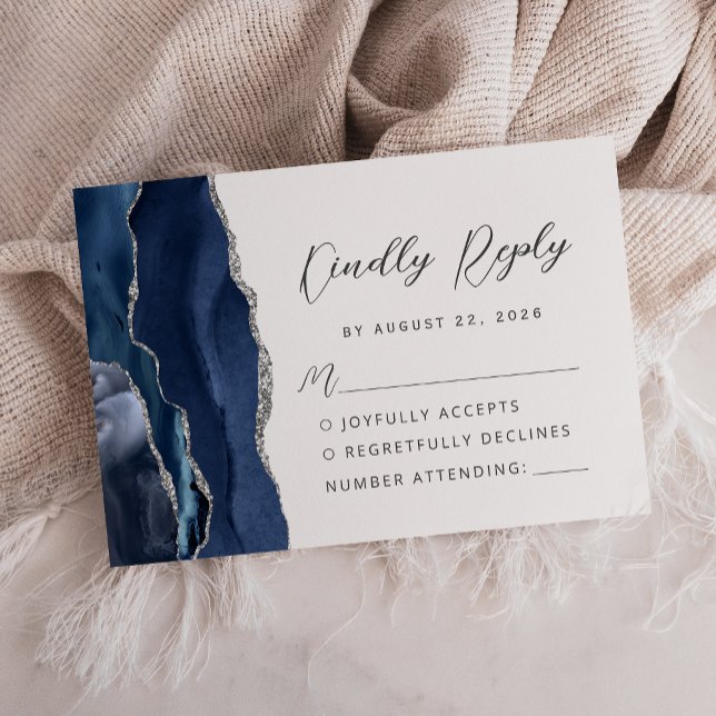 Cartão RSVP Ágata Azul Marinho Prata Moderno Casamento Script (Criador carregado)