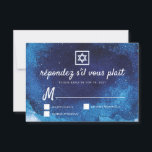 Cartão RSVP Bar Bat Mitzvah Moderno Azul Cor de Água<br><div class="desc">Composto por uma escrita lúdica e uma tipografia serif; Tudo contra um pano de fundo de cor azul d'água. 
 
 Este foi projetado por materiais de terceiros selecionados,  exclusivos para o Zazzle.
 
 Disponível aqui:http://www.zazzle.com/store/selectpartysupplies</div>