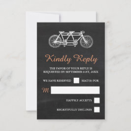 Cartão RSVP Bicicleta Tandem No Casamento De Chalkboard