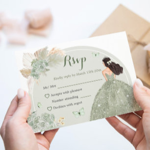 Cartão RSVP Boho Sage Green Floral Princess Quinceañera
