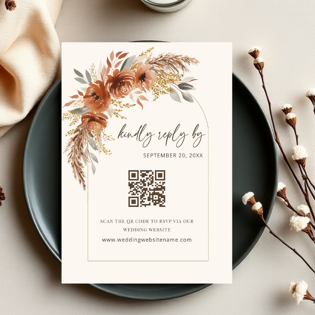 Cartão RSVP Boho Terracotta Rust Queda Casamento Floral Código (Elegant Terracotta Rust Fall Floral Wedding RSVP Card with QR Code)