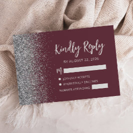Cartão RSVP Borda de Glitter Prata Burgundy Moderna em Script