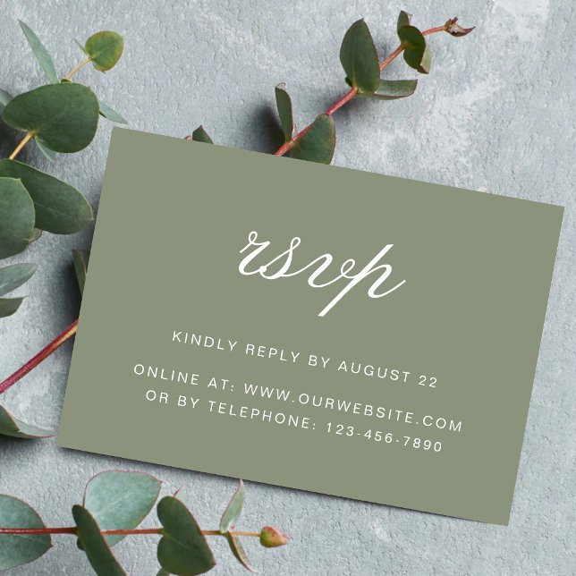 Cartão RSVP Casamento Clássico com Letra Dusty Green (Classic dusty green script RSVP cards help guests respond with timeless elegance and ease.)
