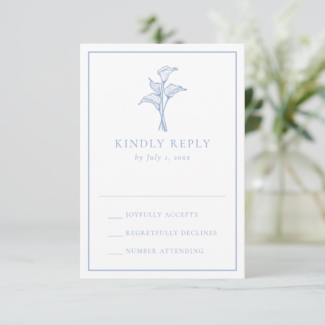 Cartão RSVP Casamento Clássico com Lírio Calla Azul (Em pé/Frente)
