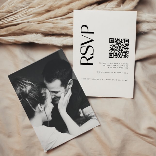 Cartão RSVP Casamento com Código QR de Foto Preto e Branco Mod (Criador carregado)