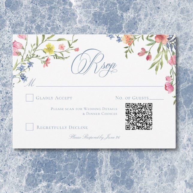 Cartão RSVP Casamento de Crest de Pastel Azul e Derramado Eleg (Elegant Dusty Blue Pastel Wildflower Crest Wedding RSVP Card)