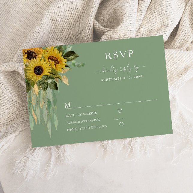 Cartão RSVP Casamento de Girassol Verde Moderno (Modern Green Sunflower Wedding RSVP Card)