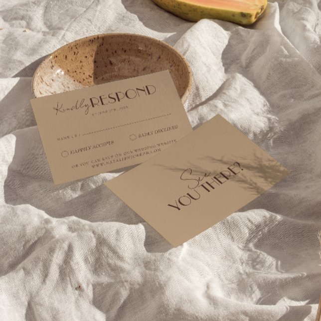 Cartão RSVP Casamento de Luxo em Bege Quente e Sofisticado (Criador carregado)