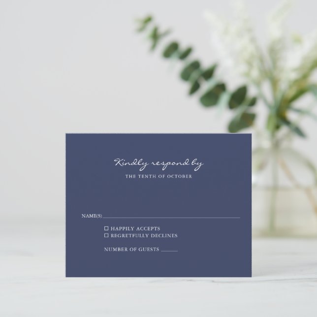 Cartão RSVP Casamento de Script Azul com Marinho Moderno Minim (Em pé/Frente)