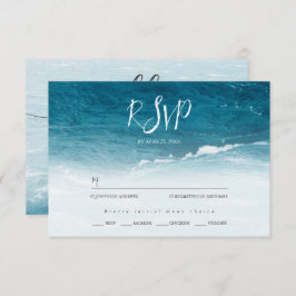 Cartão RSVP Casamento de verão pelo mar azul ondulado, ombre o