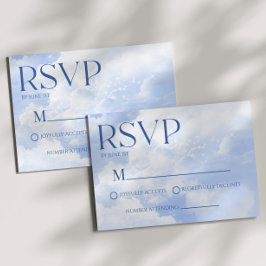 Cartão RSVP Casamento Elegante de Nuvens Brancas Azuis