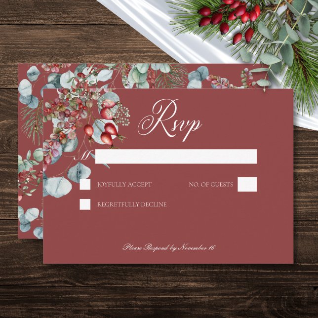 Cartão RSVP Casamento Eucalyptus com pinheiro vermelho (Red Winter Pine Berries Eucalyptus Wedding RSVP Card)