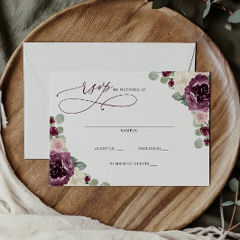 Cartão RSVP Casamento Floral de Plum Botânico Moderno Elegante