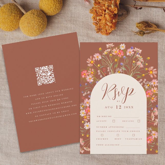 Cartão RSVP Casamento Floral de Terracotta Boho Rustic Wildflo (Terracotta and beige boho fall rustic wildflower wedding qr code rsvp card Watercolor florals)