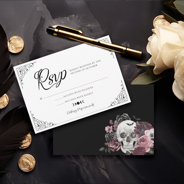 Cartão RSVP Casamento Gótico de Halloween Coffin Floral Skull  (Gothic Halloween Wedding Coffin Floral Skull RSVP)