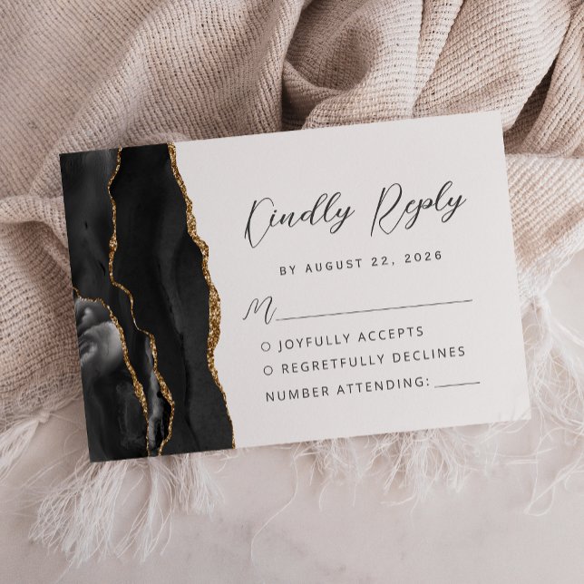 Cartão RSVP Casamento Moderno em Script Ágata Preto Dourado (Criador carregado)