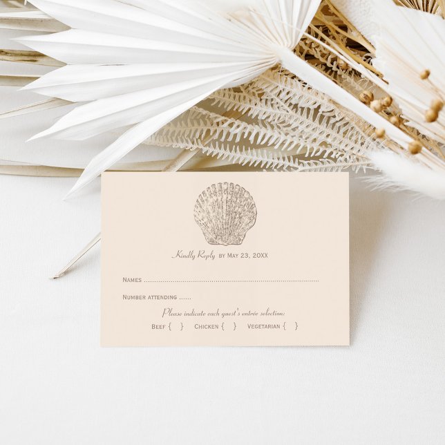 Cartão RSVP Casamento Neutral de Beige Seashell Beach (Criador carregado)