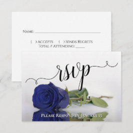 Cartão RSVP Casamento Rosa Reflexo Azul Marinho Profundo Elega