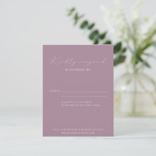 Cartão RSVP Clássico Casamento de Noite em Roxo Pó com Letra E