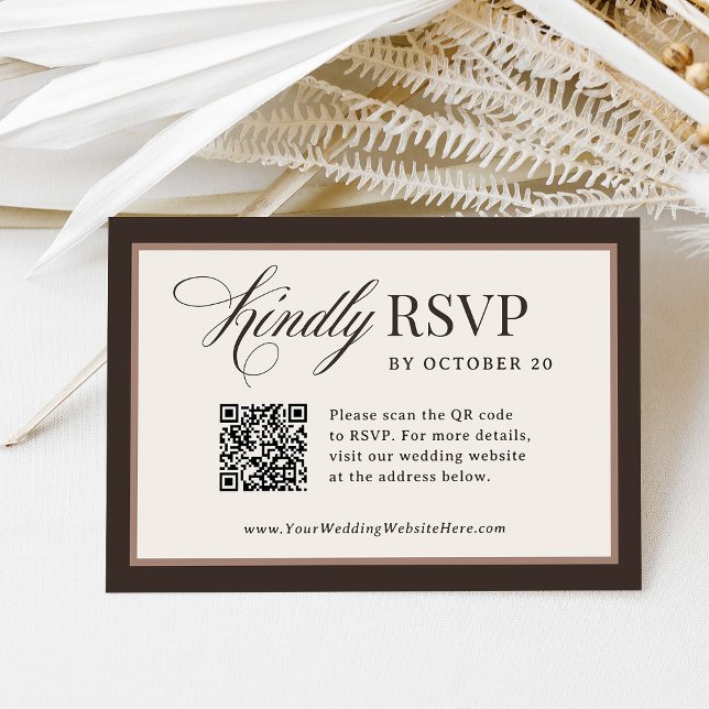 Cartão RSVP Clássico Luxo | Casamento Código QR Neutro Marrom (Criador carregado)