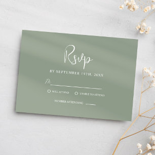 Cartão RSVP Classy Sage Green Script Modern Elegant Wedding