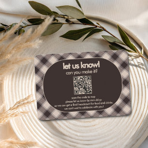 Cartão RSVP Código QR de Casamento Casual Xadrez Marrom Retrô