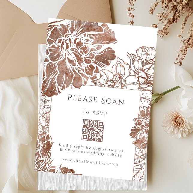 Cartão RSVP Código QR de Casamento de Castanho Floral Elegante (Criador carregado)