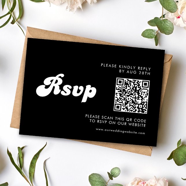 Cartão RSVP Código QR de Casamento Preto e Branco com Estilo R (Retro black and white QR RSVP card makes responses quick while keeping a stylish wedding feel.)