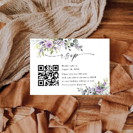 Cartão RSVP Código QR do Site de Casamento Floral Roxo Elegant