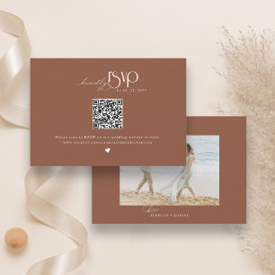 Cartão RSVP Código QR do Site de Casamento Minimalista em Terr