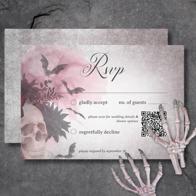 Cartão RSVP Código QR Gótico Preto e Borgonha Crânio e Aranha (Gothic Black & Burgundy Skull & Spider QR Code RSVP Card)
