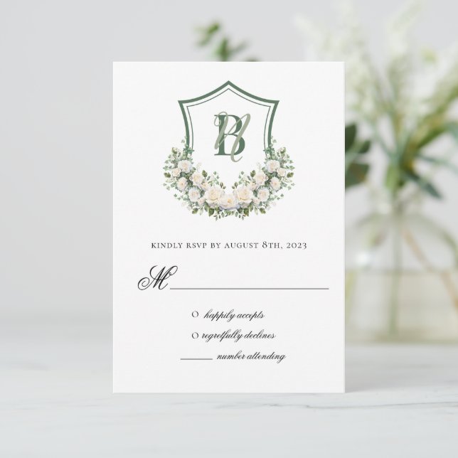 Cartão RSVP Crest de Flores Brancas Casamento (Em pé/Frente)