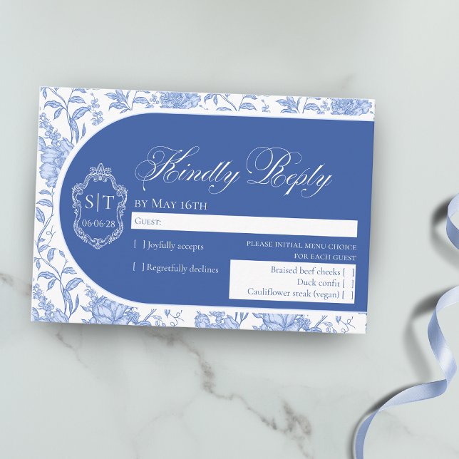 Cartão RSVP Crest Monogram Delft Blue Floral Script (Criador carregado)