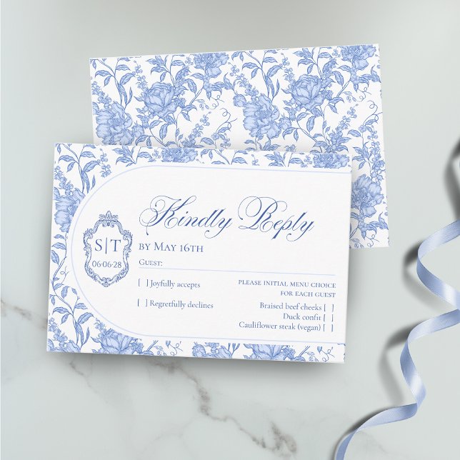 Cartão RSVP Crest Monograma Delft Azul Floral Script (Criador carregado)
