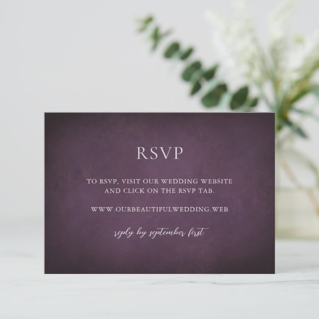 Cartão RSVP Dark Purple Fine Art Floral Elegant Wedding (Em pé/Frente)