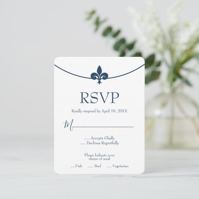 Cartão RSVP de Casamento Azul Escuro de Lis (Em pé/Frente)