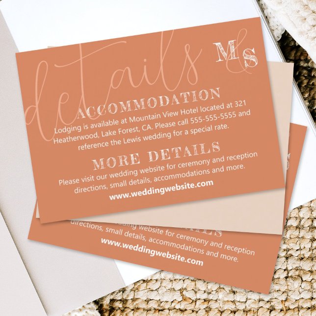 Cartão RSVP de Casamento de Caligrafia Branca Terr (natural sienna beige terracotta rust wedding details enclosure card elegant script calligraphy)