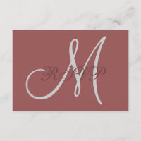 Cartão RSVP de Casamento de Marsala Elegante com M