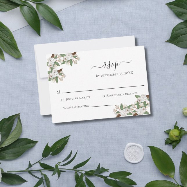 Cartão RSVP de Casamento Elegante White Magnolias (White Magnolias Wedding RSVP card)