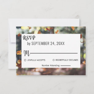 Cartão RSVP de primavera floral de Casamento Chic 