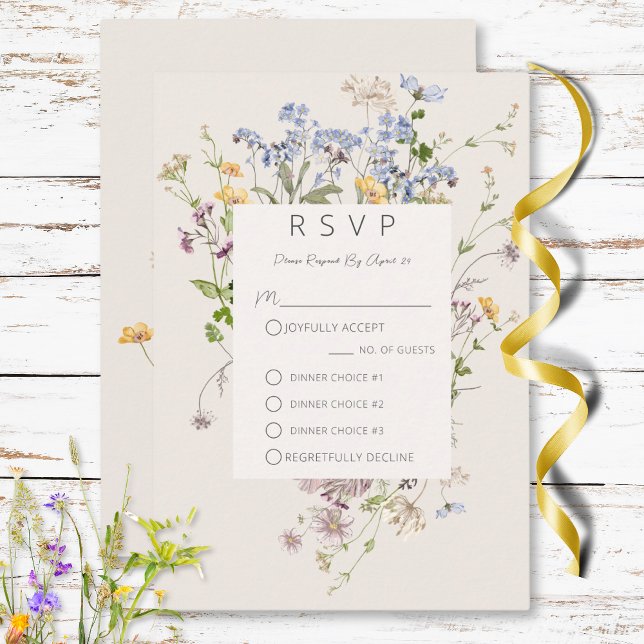 Cartão RSVP Delicate Boho Wildflower Cream Três Janto (Delicate Boho Wildflowers Cream Three Dinner RSVP Card)
