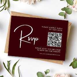 Cartão RSVP Elegant & Modern Burgundy Wedding QR Code